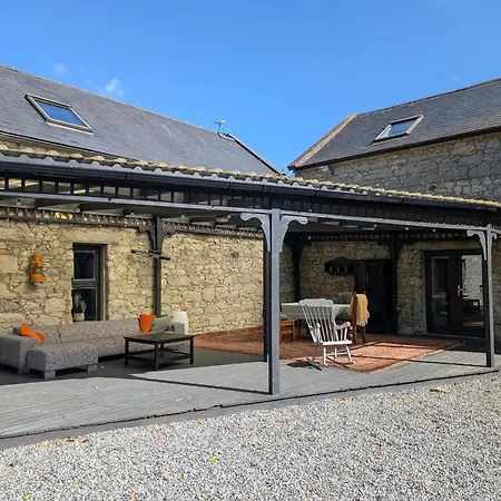 بيت للعطل Woodville Barn
