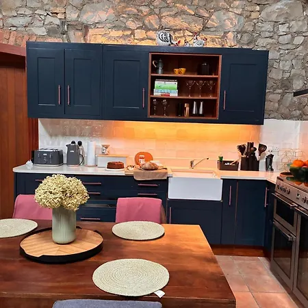 بيت للعطل Woodville Barn *