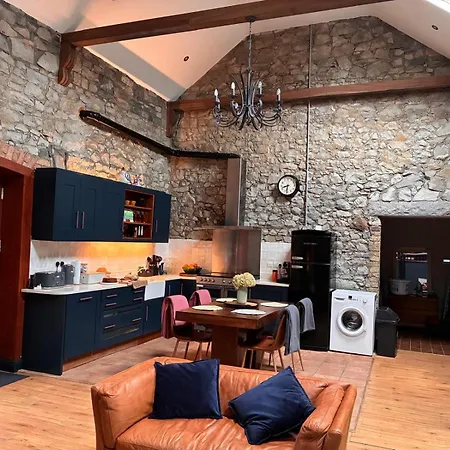 Woodville Barn بيت للعطل *